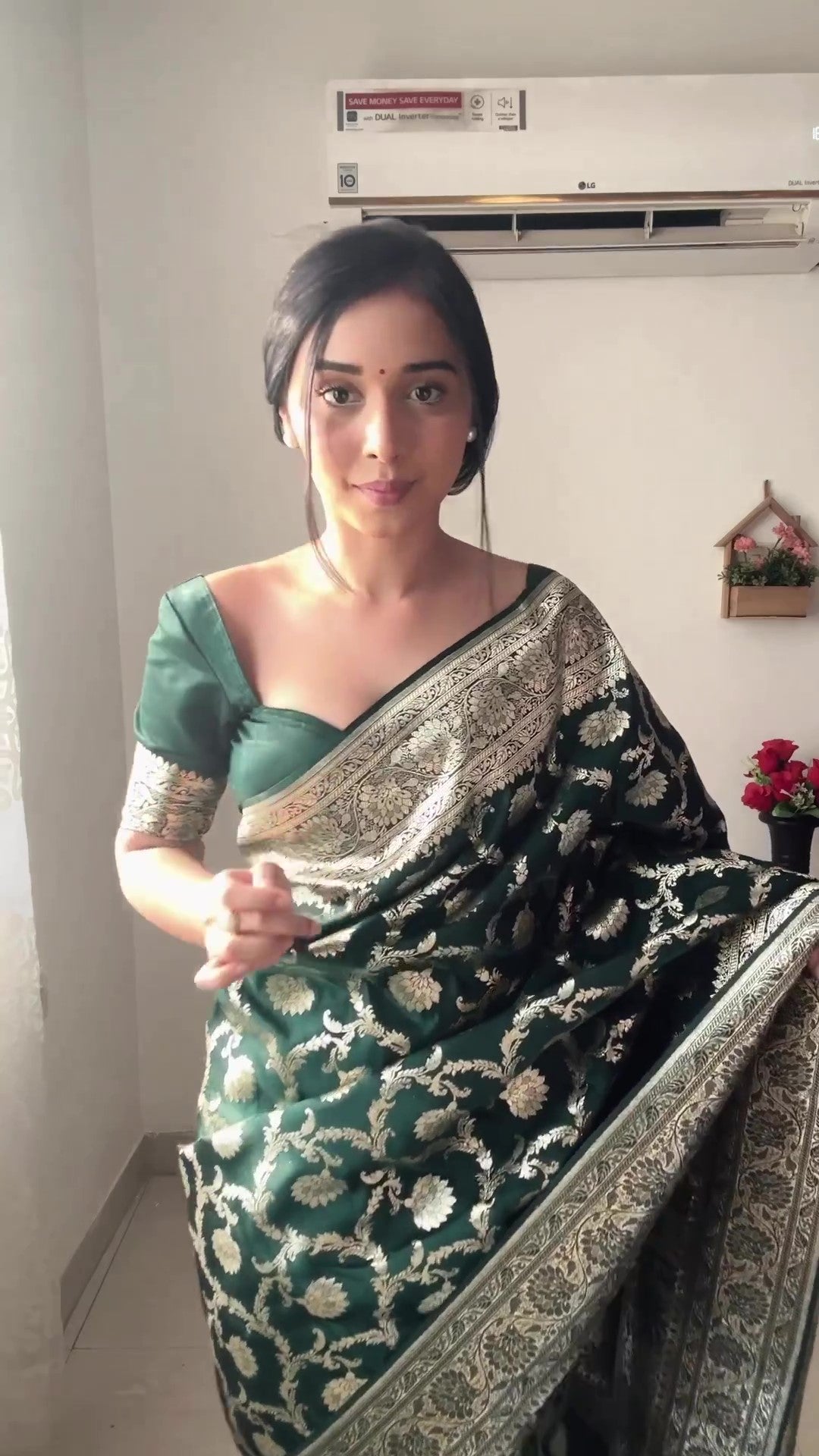 Lovely 1-Minute Ready To Wear Green Soft Silk Saree