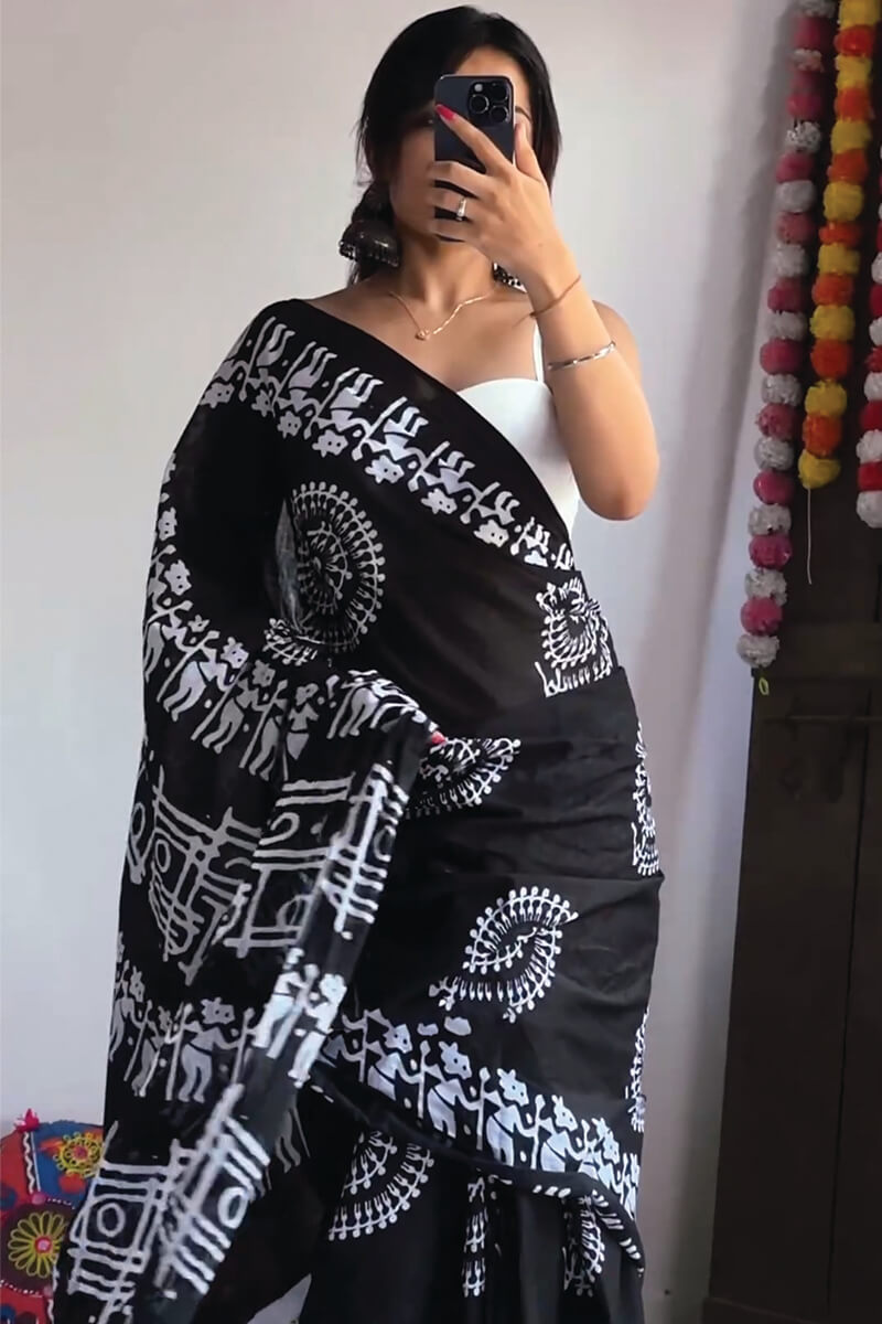 Flamboyant 1-Minute Ready To Wear Black Cotton Saree