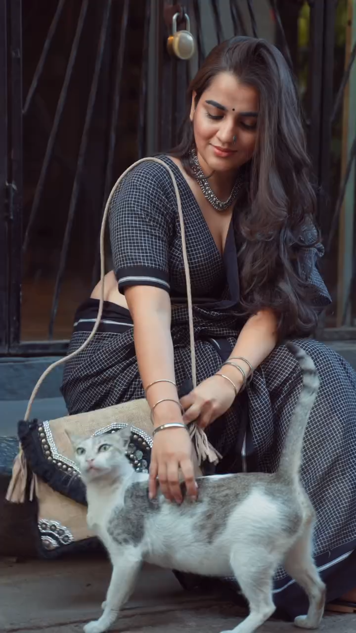 Diaphanous 1-Minute Ready To Wear Black Cotton Saree