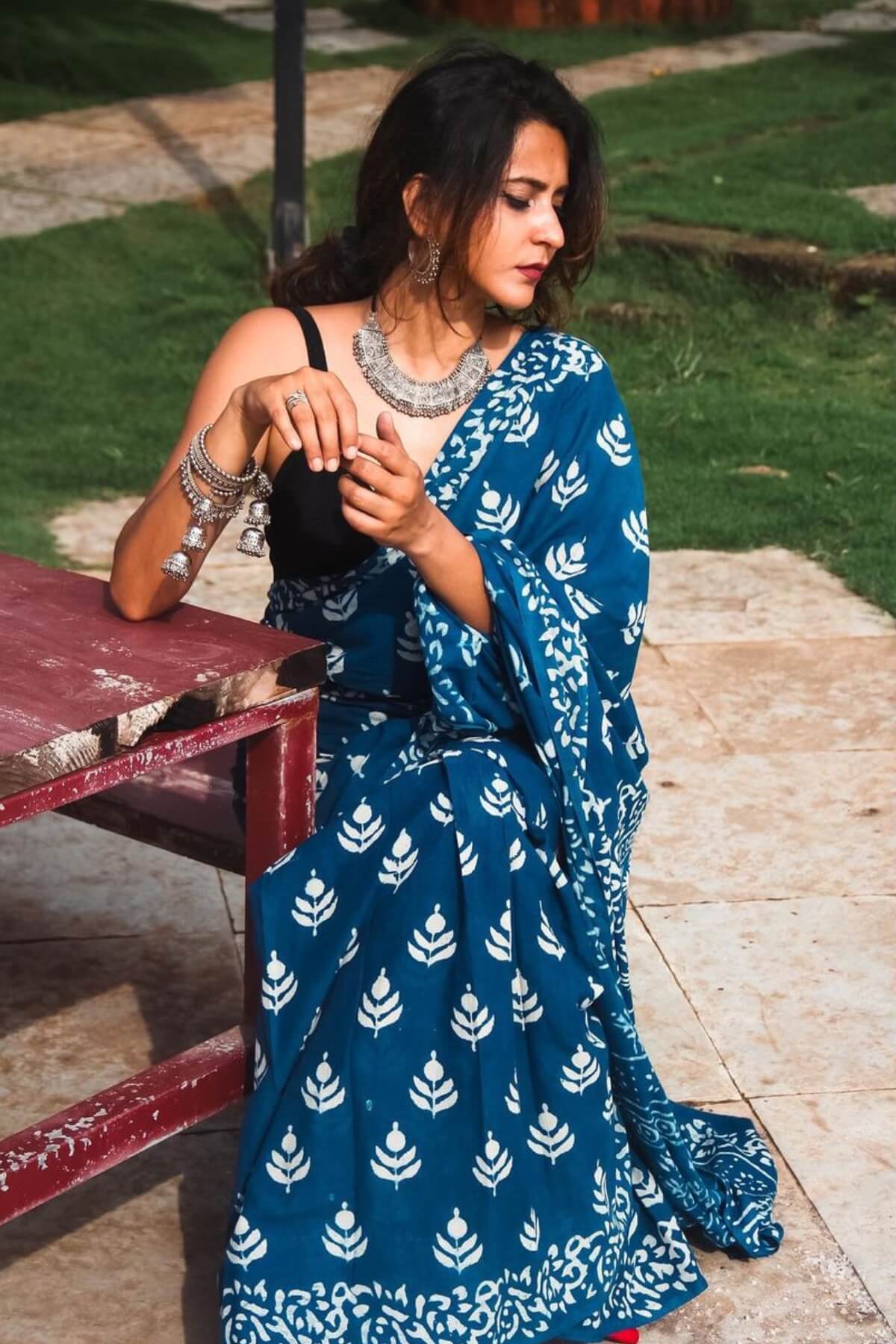 Felicitous 1 Minute Ready To Wear Blue Mul Cotton Digital Printed Saree With Pocket