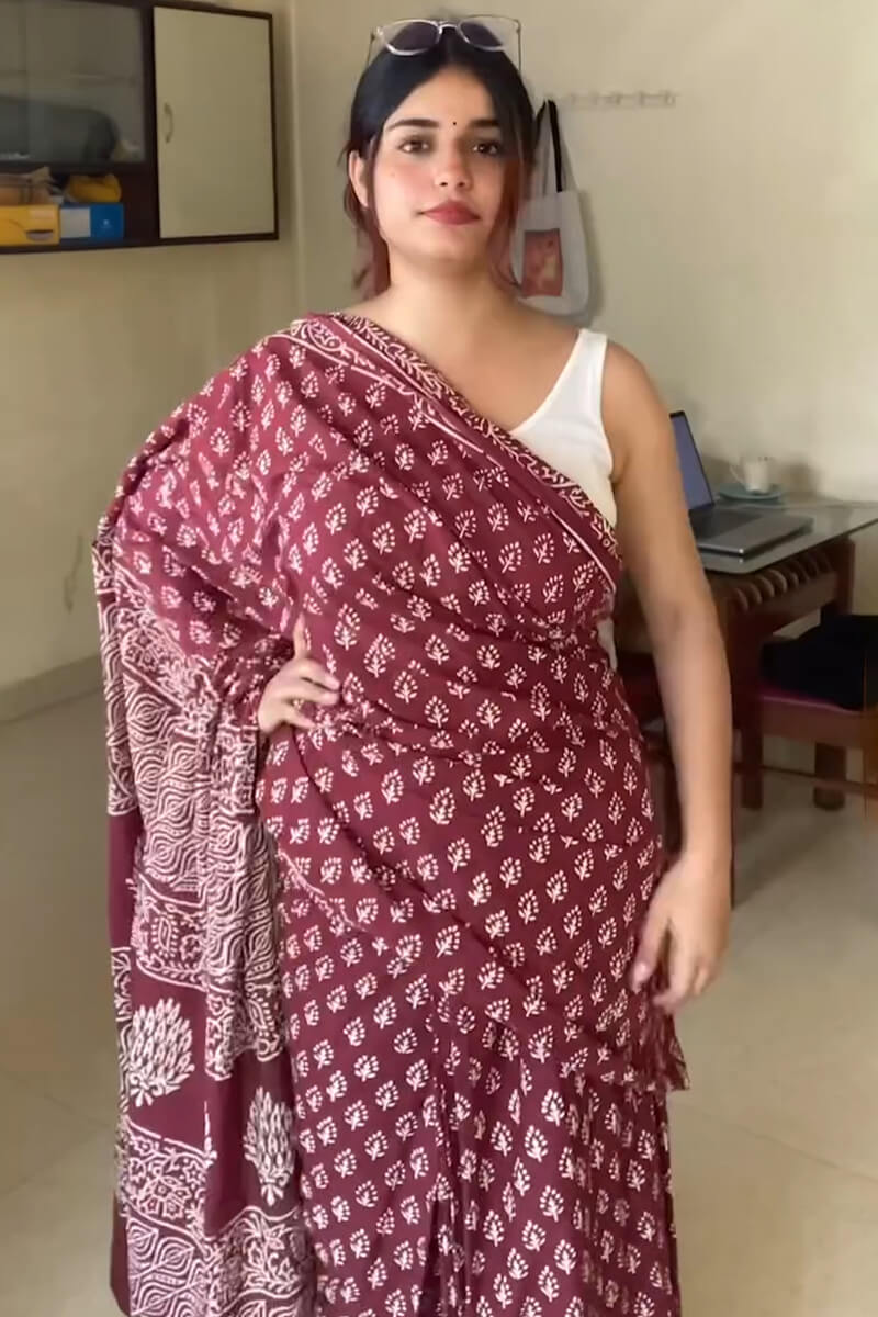 Ailurophile 1 Minute Ready To Wear Wine Mul Cotton Digital Printed Saree With Pocket