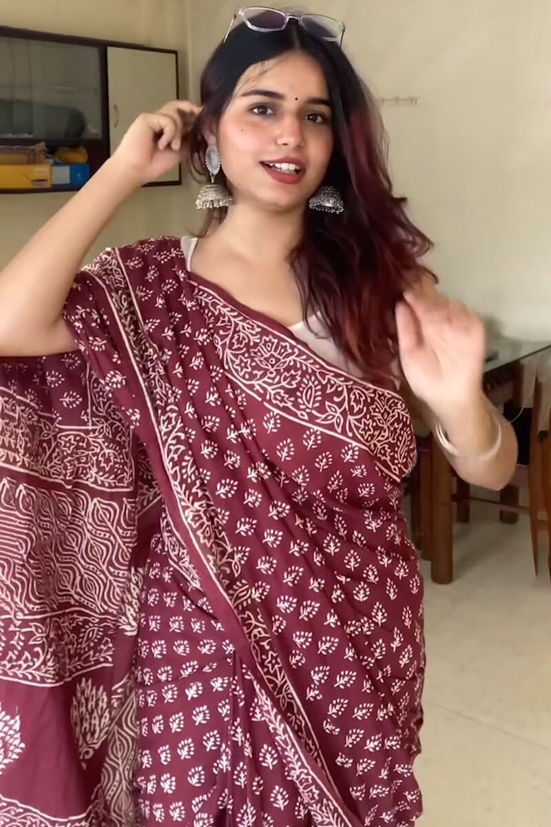Ailurophile 1 Minute Ready To Wear Wine Mul Cotton Digital Printed Saree With Pocket