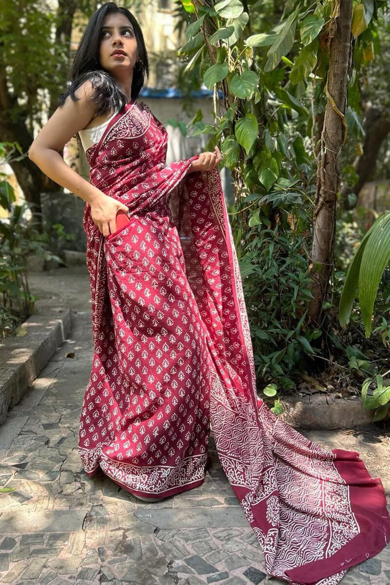 Ailurophile 1 Minute Ready To Wear Wine Mul Cotton Digital Printed Saree With Pocket