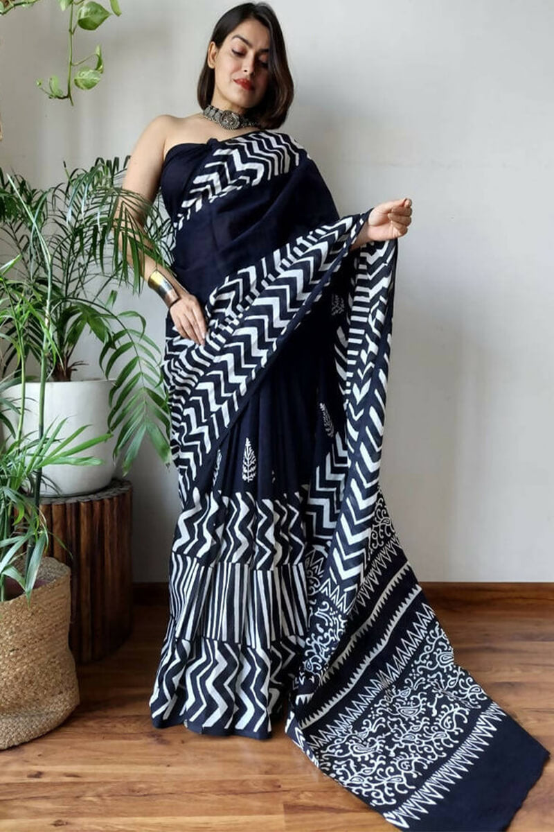 Quintessential 1 Minute Ready To Wear Black Mul Cotton Digital Printed Saree With Pocket