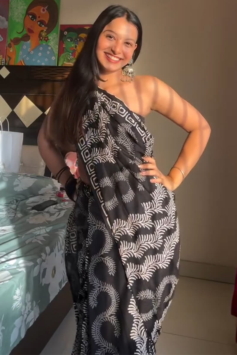 Preferable 1 Minute Ready To Wear Black Mul Cotton Digital Printed Saree With Pocket