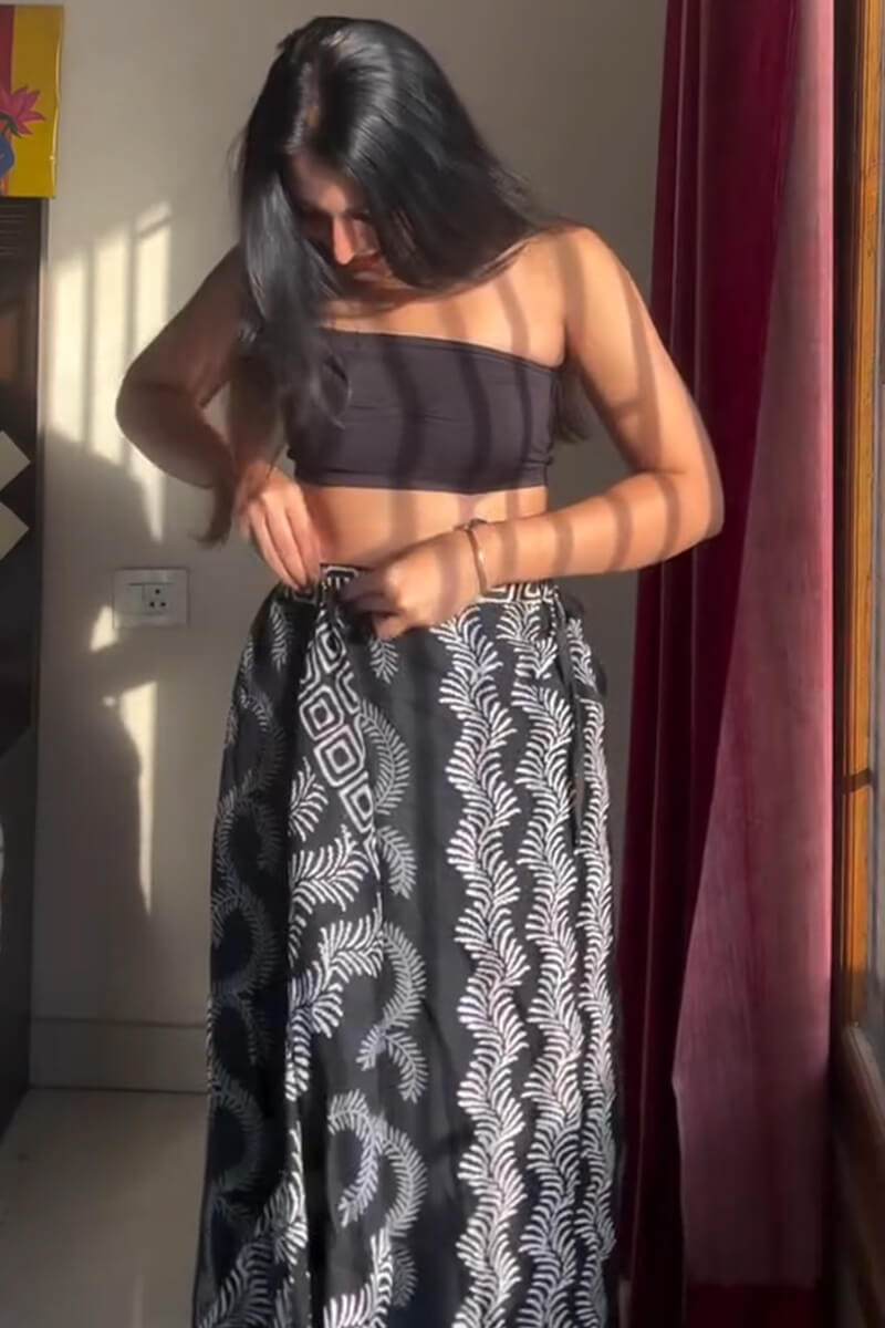 Preferable 1 Minute Ready To Wear Black Mul Cotton Digital Printed Saree With Pocket