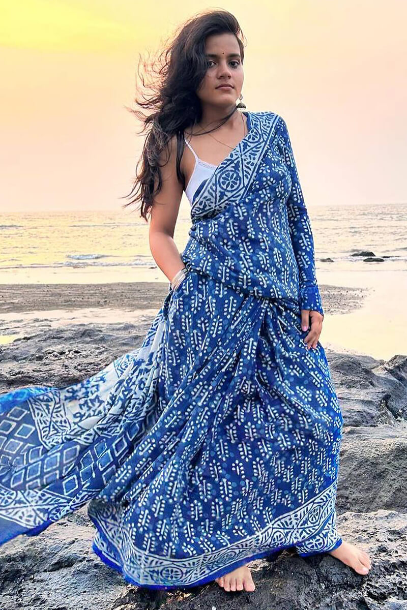 Snappy 1 Minute Ready To Wear Blue Mul Cotton Digital Printed Saree With Pocket