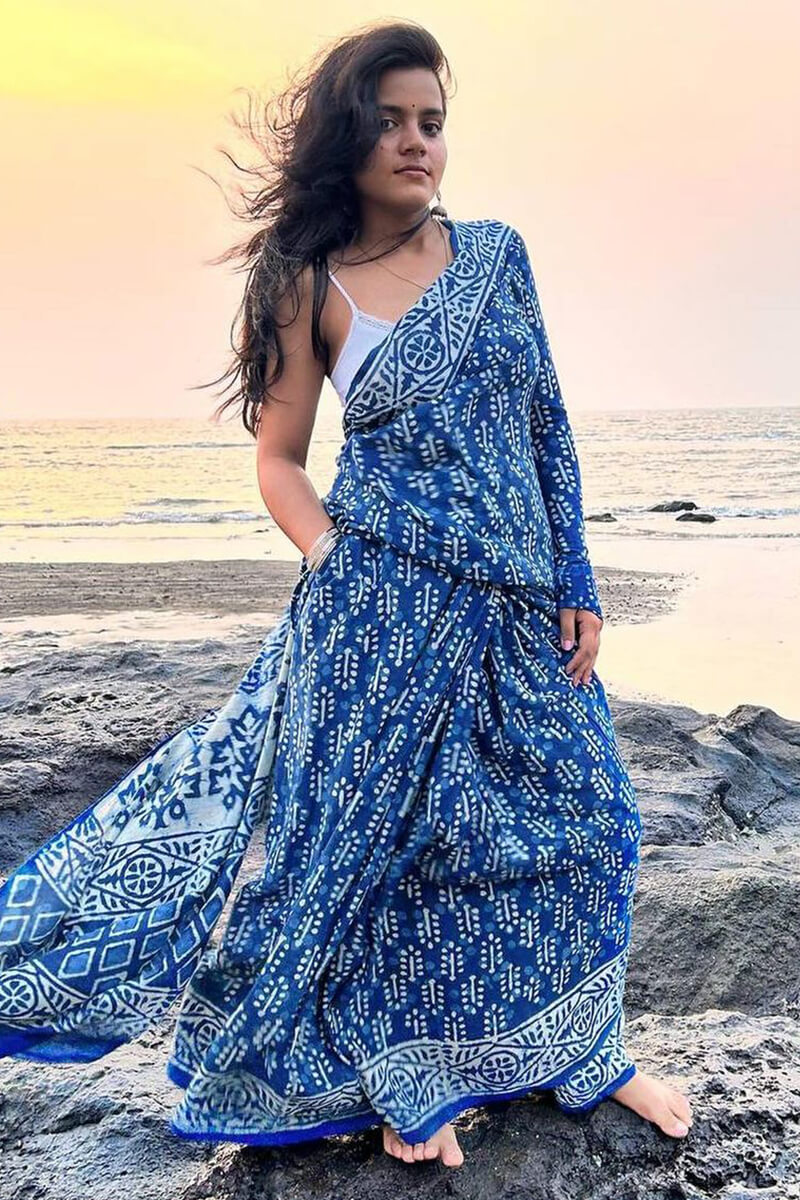 Snappy 1 Minute Ready To Wear Blue Mul Cotton Digital Printed Saree With Pocket