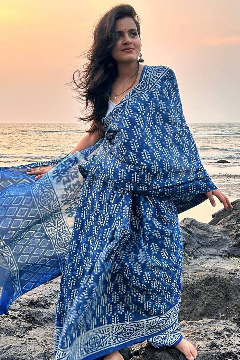Snappy 1 Minute Ready To Wear Blue Mul Cotton Digital Printed Saree With Pocket