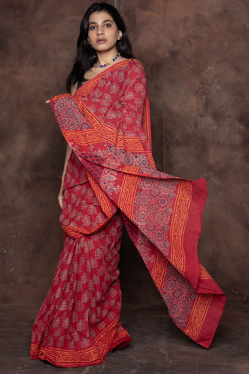 Lovely 1 Minute Ready To Wear Maroon Mul Cotton Digital Printed Saree With Pocket