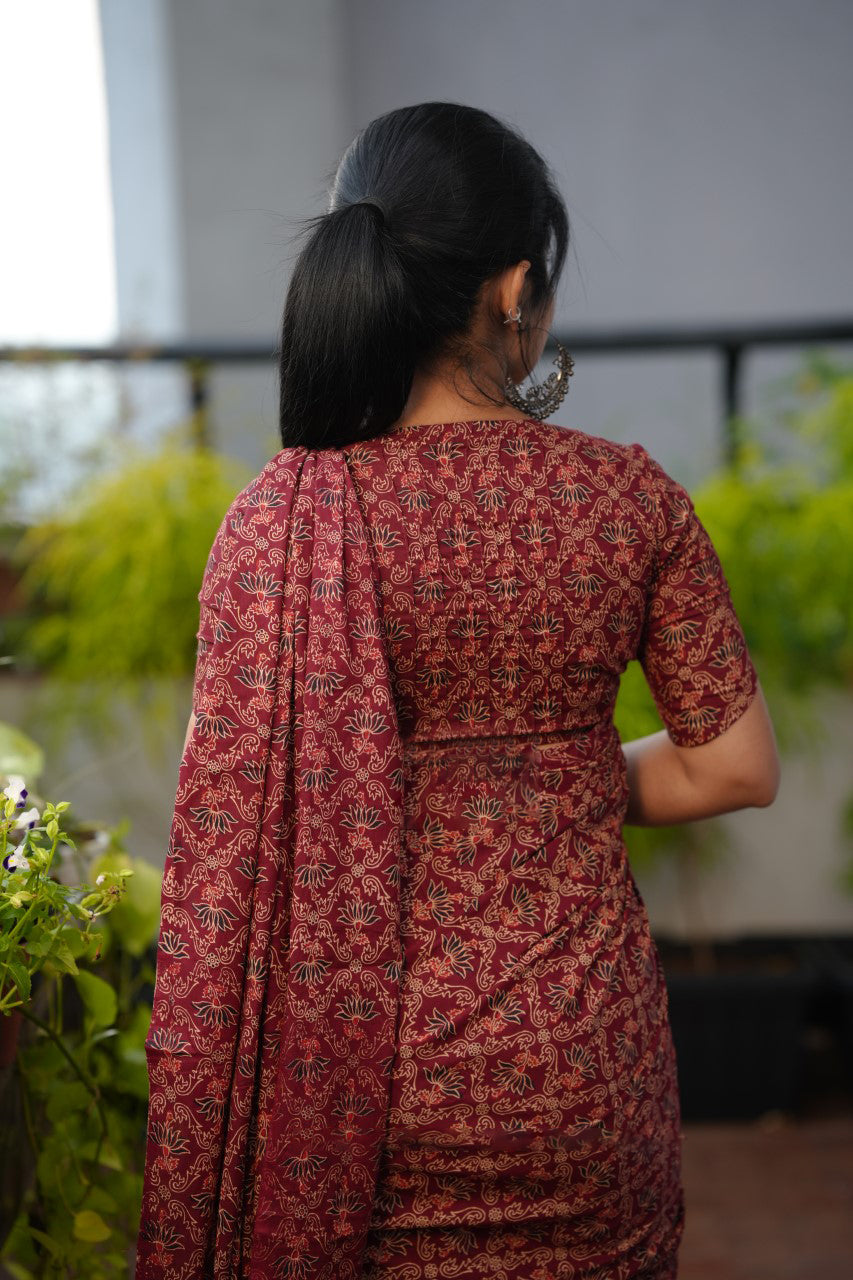Staggering 1 Minute Ready To Wear Maroon Mul Cotton Digital Printed Saree With Pocket