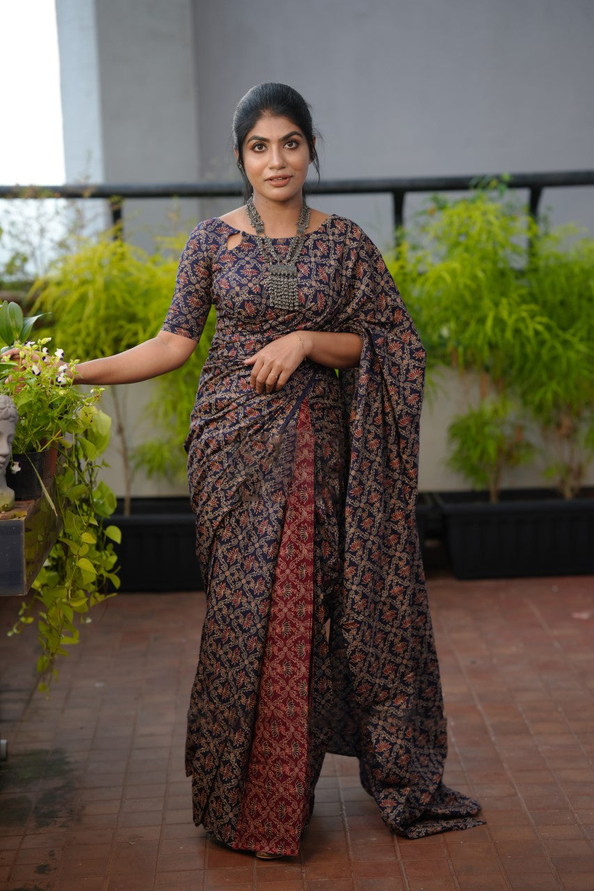 Energetic 1 Minute Ready To Wear Navy Blue Mul Cotton Digital Printed Saree With Pocket