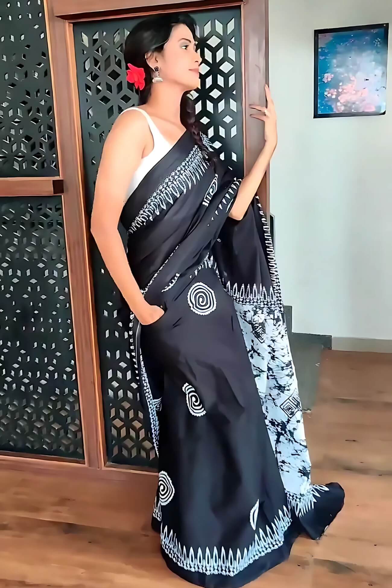 Classic 1 Minute Ready To Wear Black Mul Cotton Digital Printed Saree With Pocket