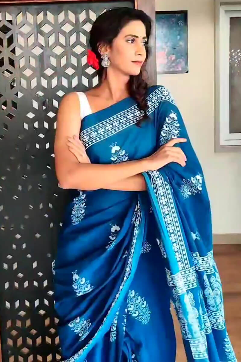 Dalliance 1 Minute Ready To Wear Blue Mul Cotton Digital Printed Saree With Pocket