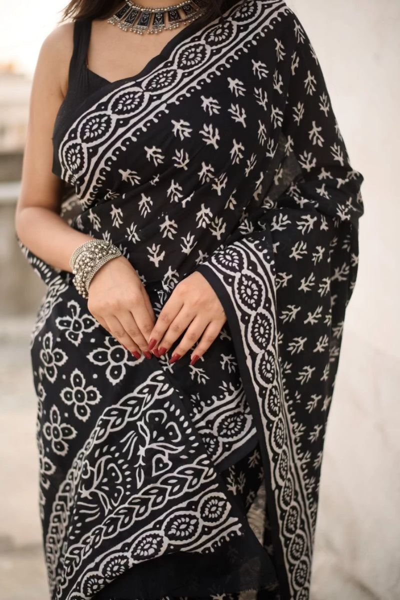 Vestigial 1 Minute Ready To Wear Black Mul Cotton Digital Printed Saree