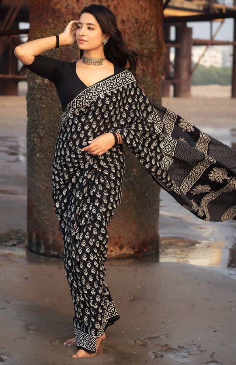 Piquant 1 Minute Ready To Wear Black Mul Cotton Digital Printed Saree