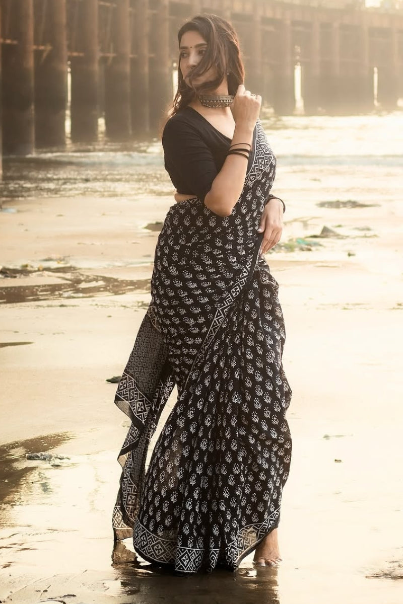 Piquant 1 Minute Ready To Wear Black Mul Cotton Digital Printed Saree