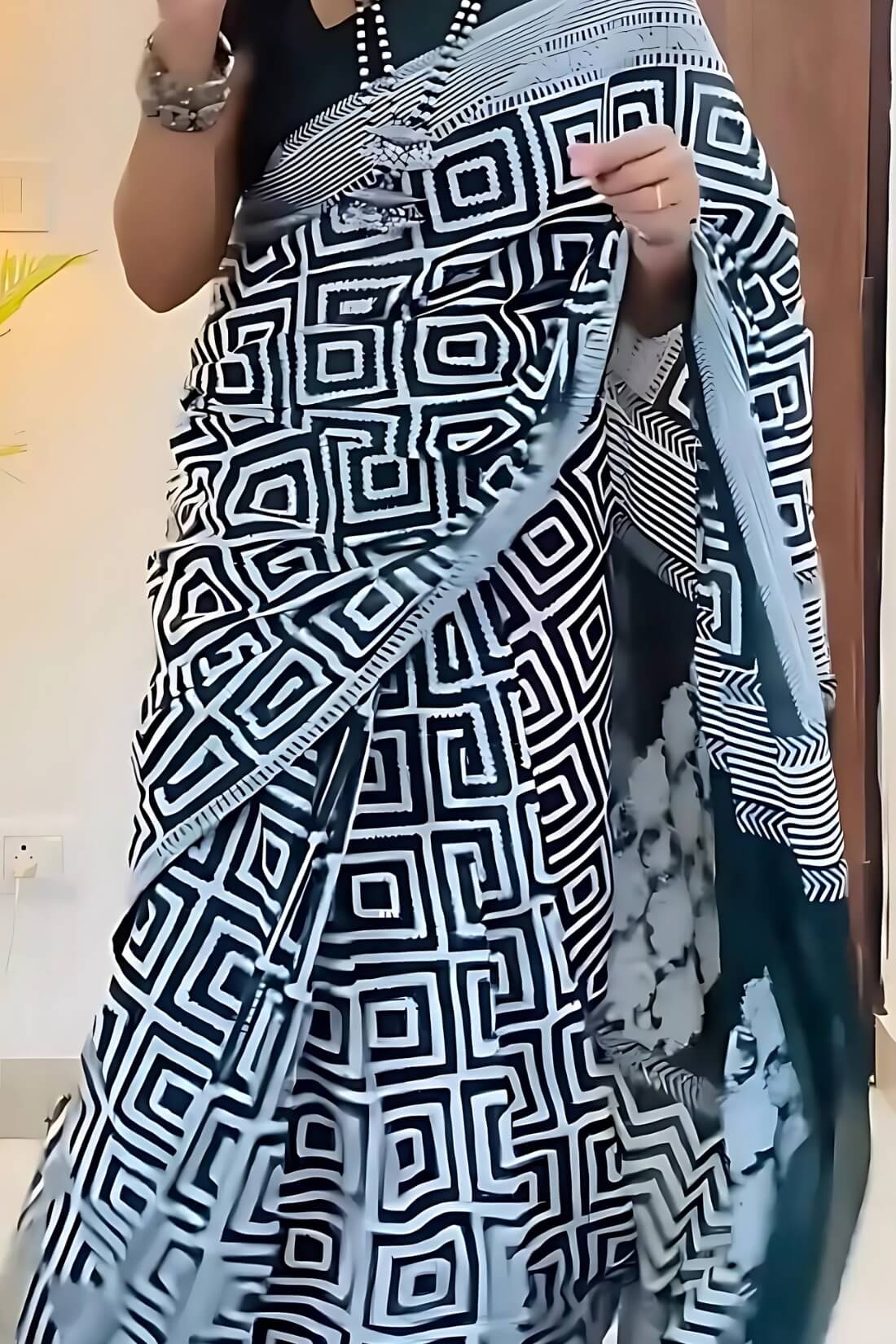 Ailurophile 1 Minute Ready To Wear Off White Mul Cotton Digital Printed Saree