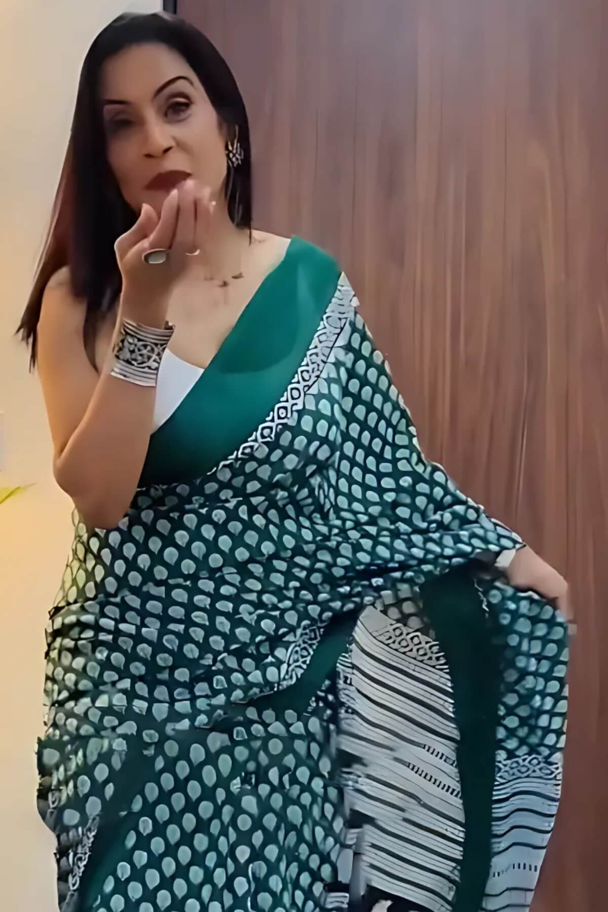 Most Snazzy 1 Minute Ready To Wear Dark Green Mul Cotton Digital Printed Saree
