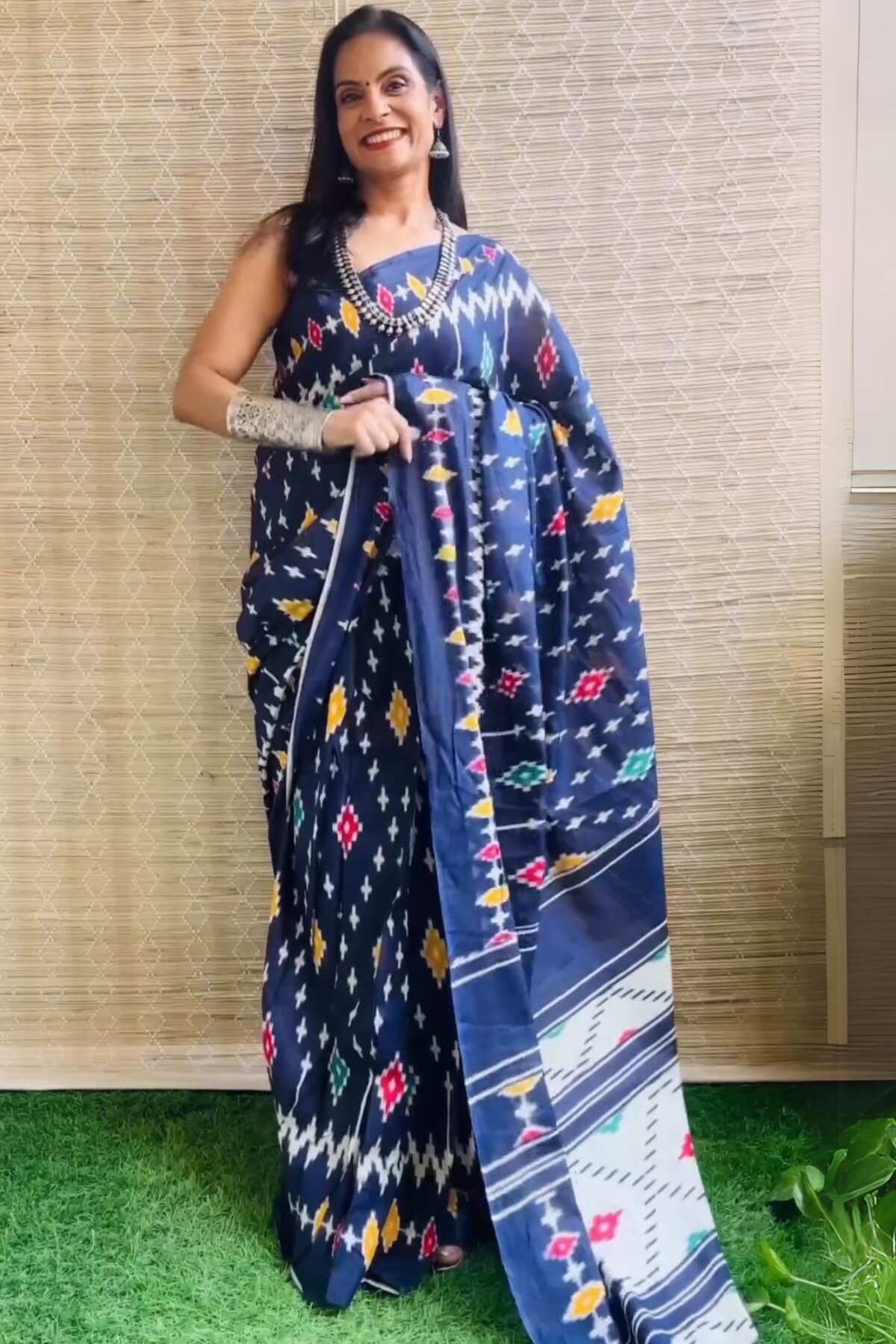 Amiable 1 Minute Ready To Wear Navy Blue Mul Cotton Digital Printed Saree