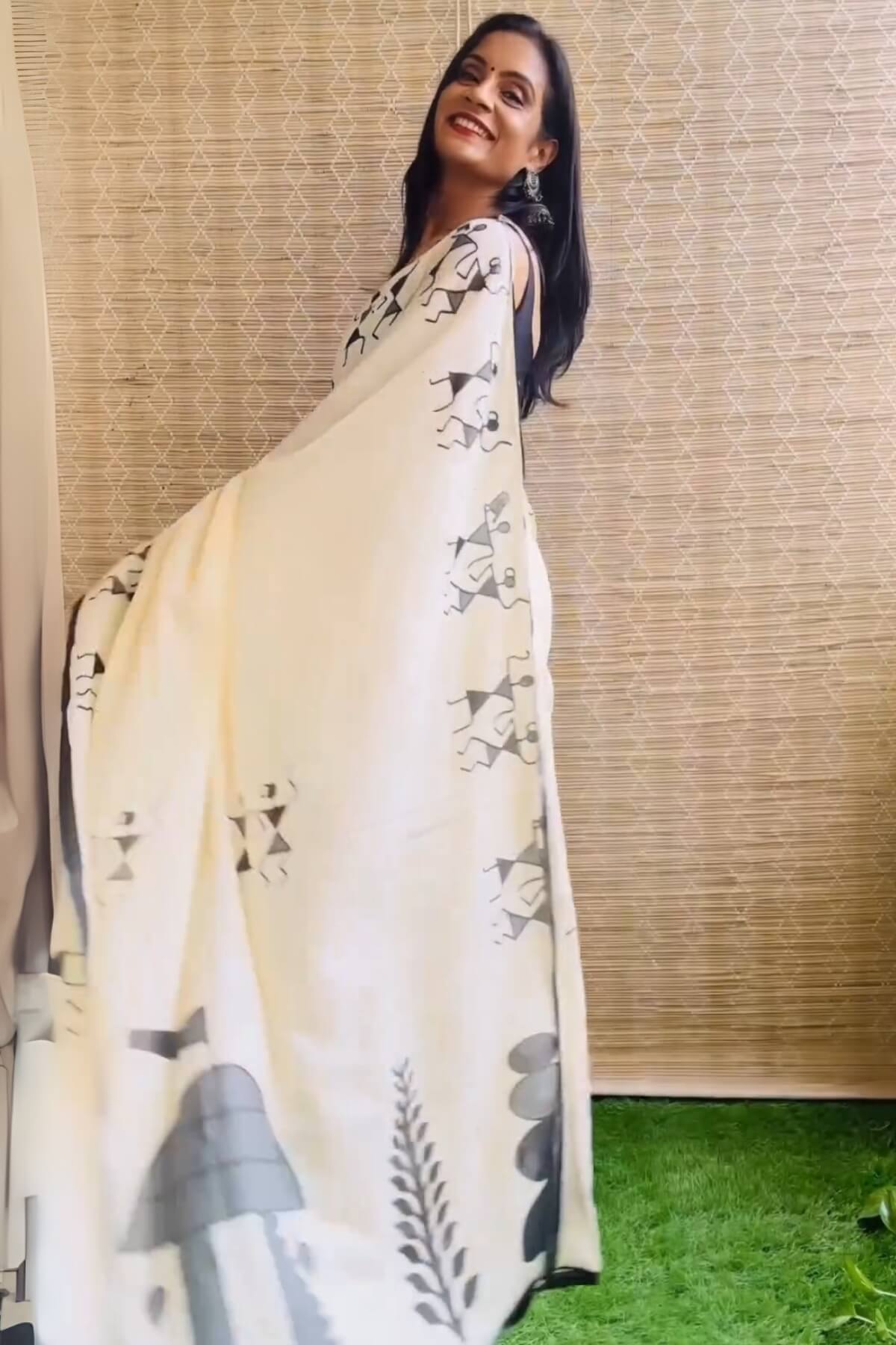 Winsome 1 Minute Ready To Wear Beige Mul Cotton Digital Printed Saree