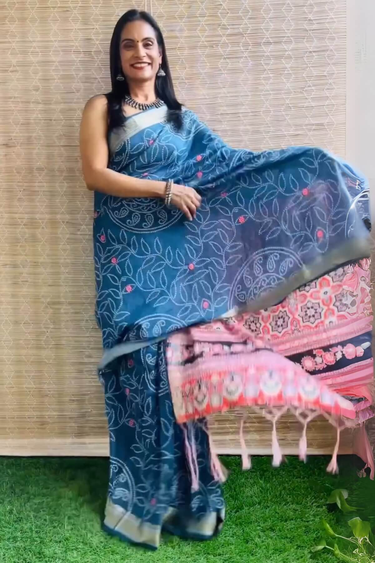 Glowing 1 Minute Ready To Wear Blue Mul Cotton Digital Printed Saree