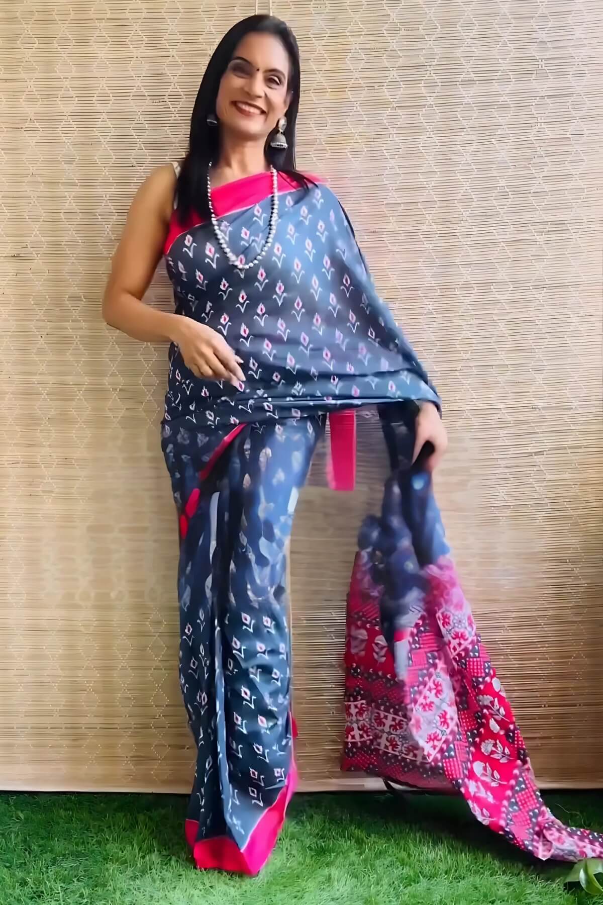 Eclat 1 Minute Ready To Wear Navy Blue Mul Cotton Digital Printed Saree