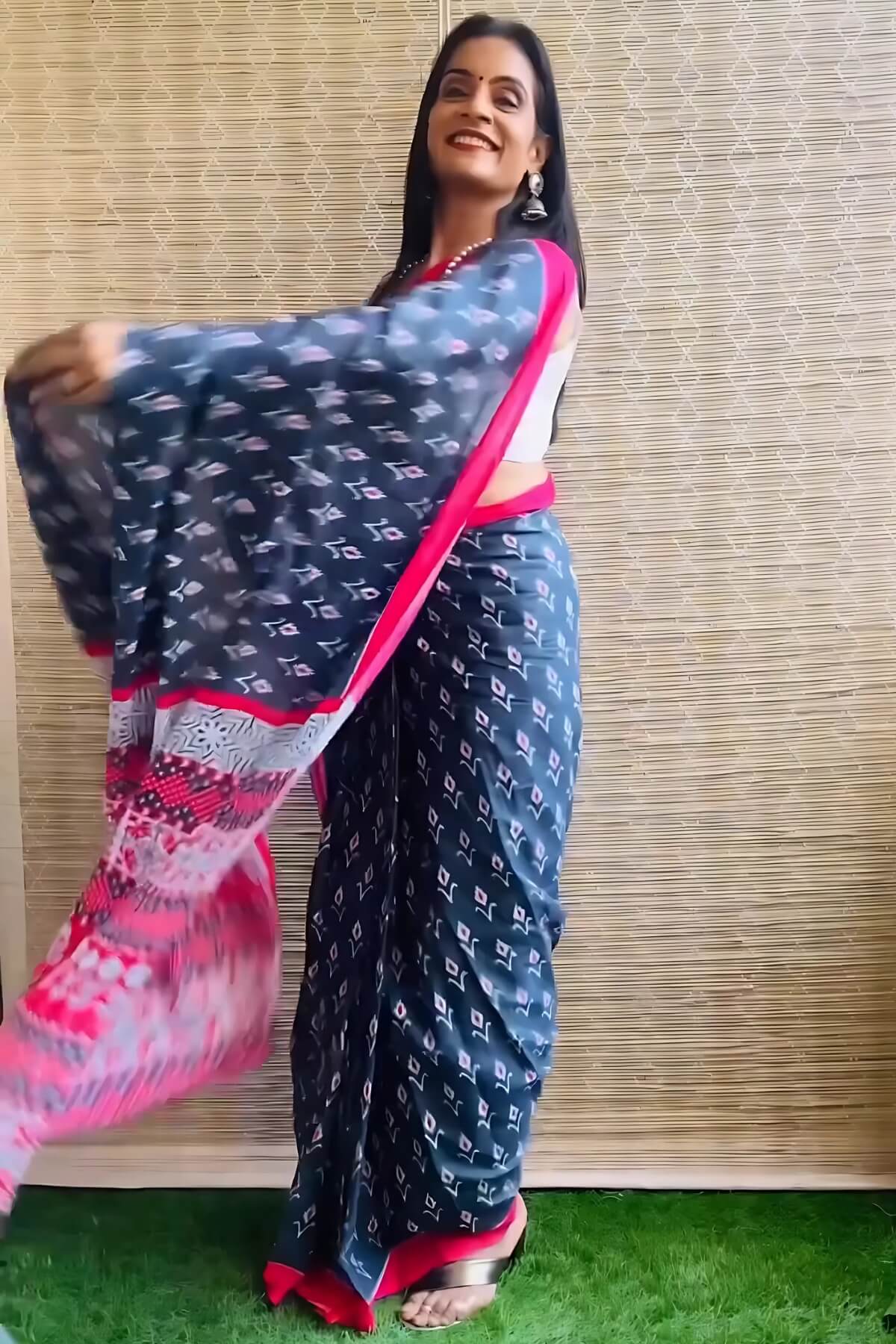 Eclat 1 Minute Ready To Wear Navy Blue Mul Cotton Digital Printed Saree