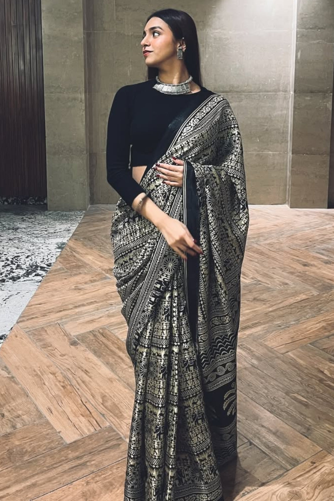 Nectarous Black 1 Minute Ready To Wear Digital Printed Crape Silk Saree