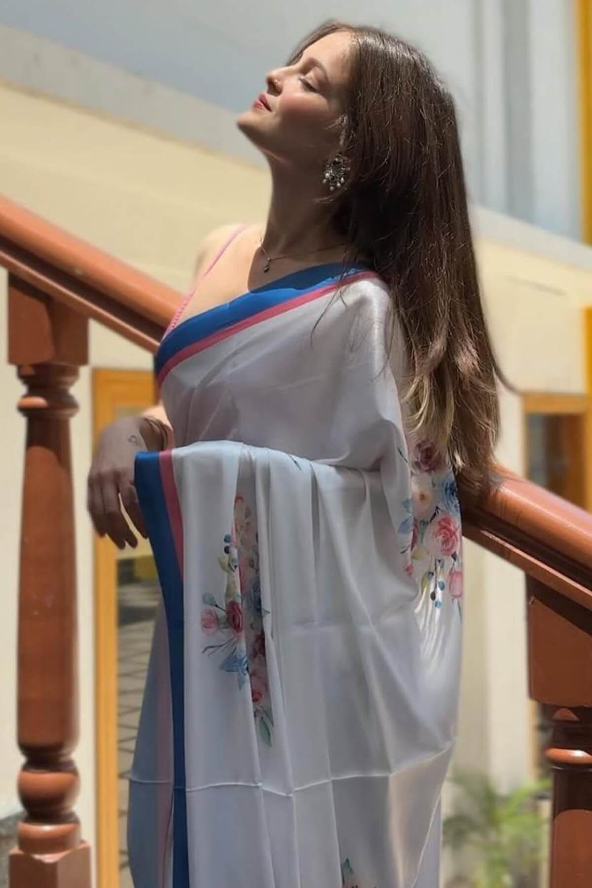 Imaginative Off White 1 Minute Ready To Wear Digital Printed Crape Silk Saree