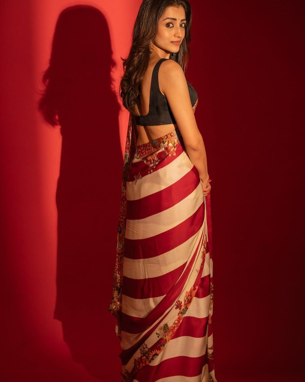 Splendorous Beige And Maroon 1 Minute Ready To Wear Digital Printed Crape Silk Saree