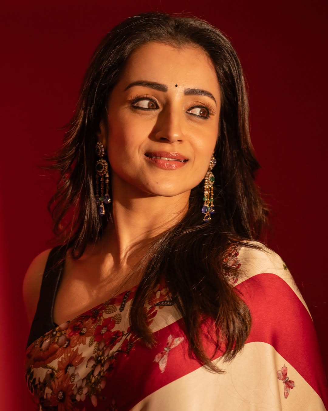 Splendorous Beige And Maroon 1 Minute Ready To Wear Digital Printed Crape Silk Saree