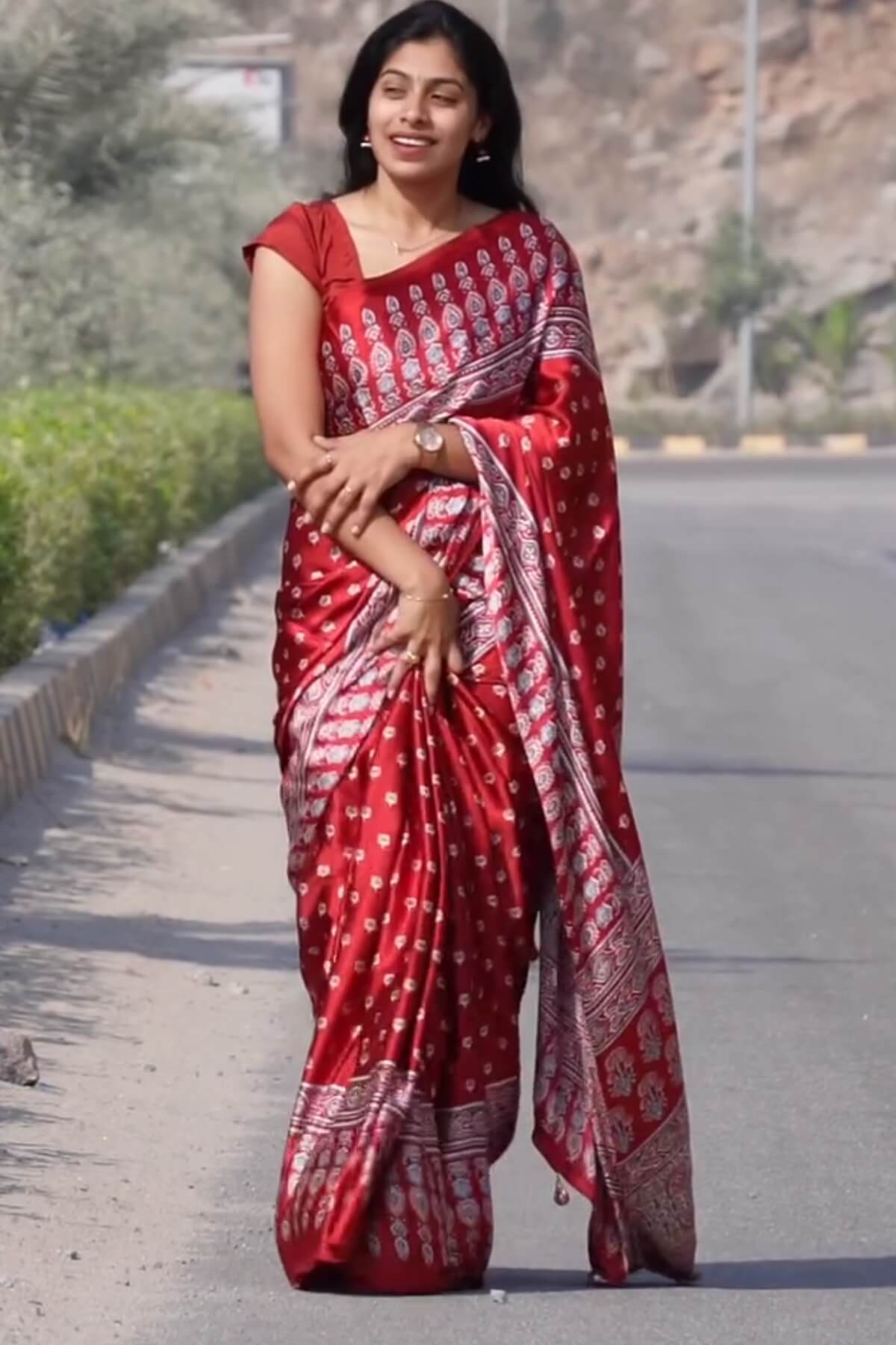 Glittering Maroon 1 Minute Ready To Wear Digital Printed Crape Silk Saree