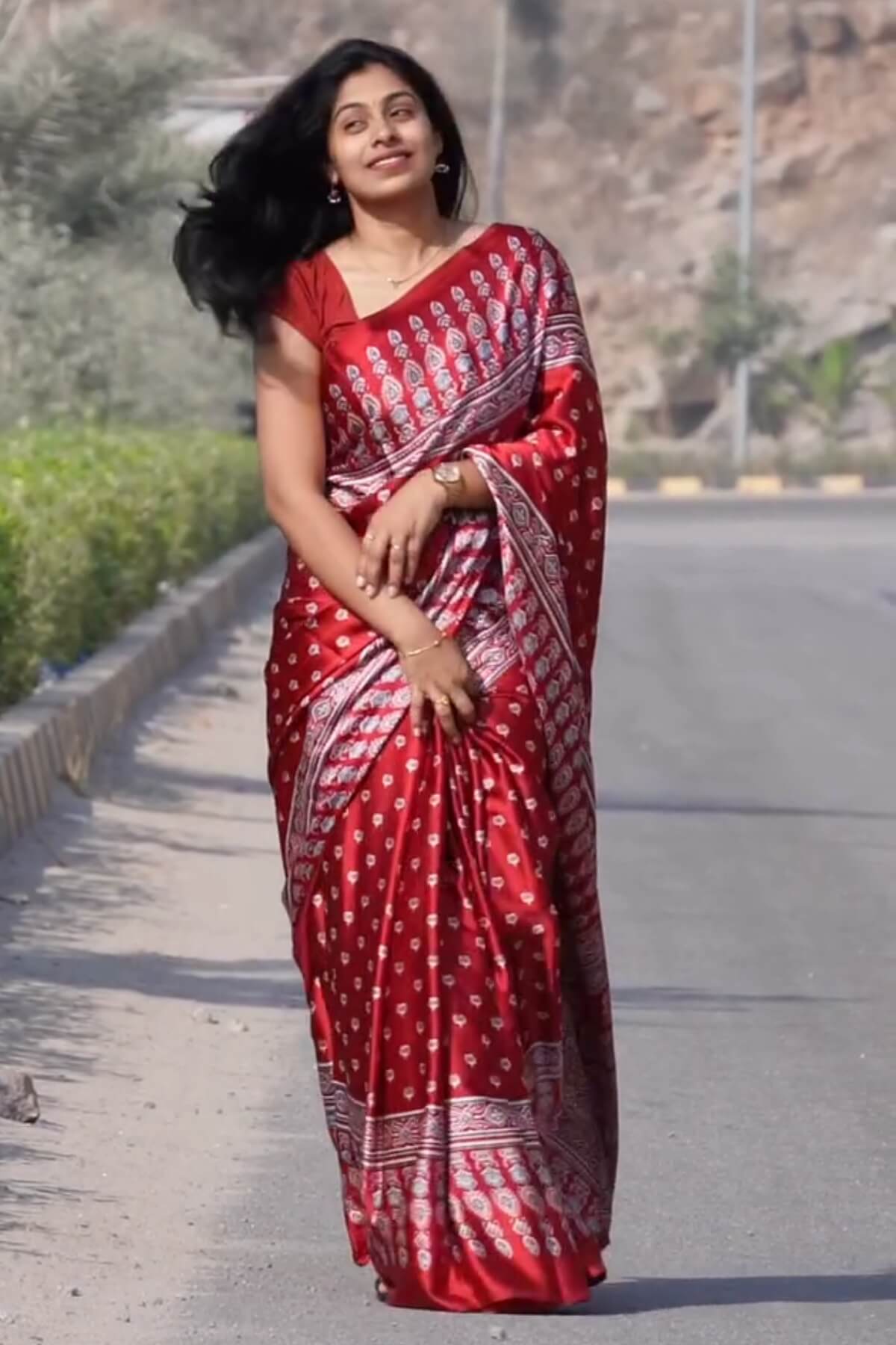 Glittering Maroon 1 Minute Ready To Wear Digital Printed Crape Silk Saree