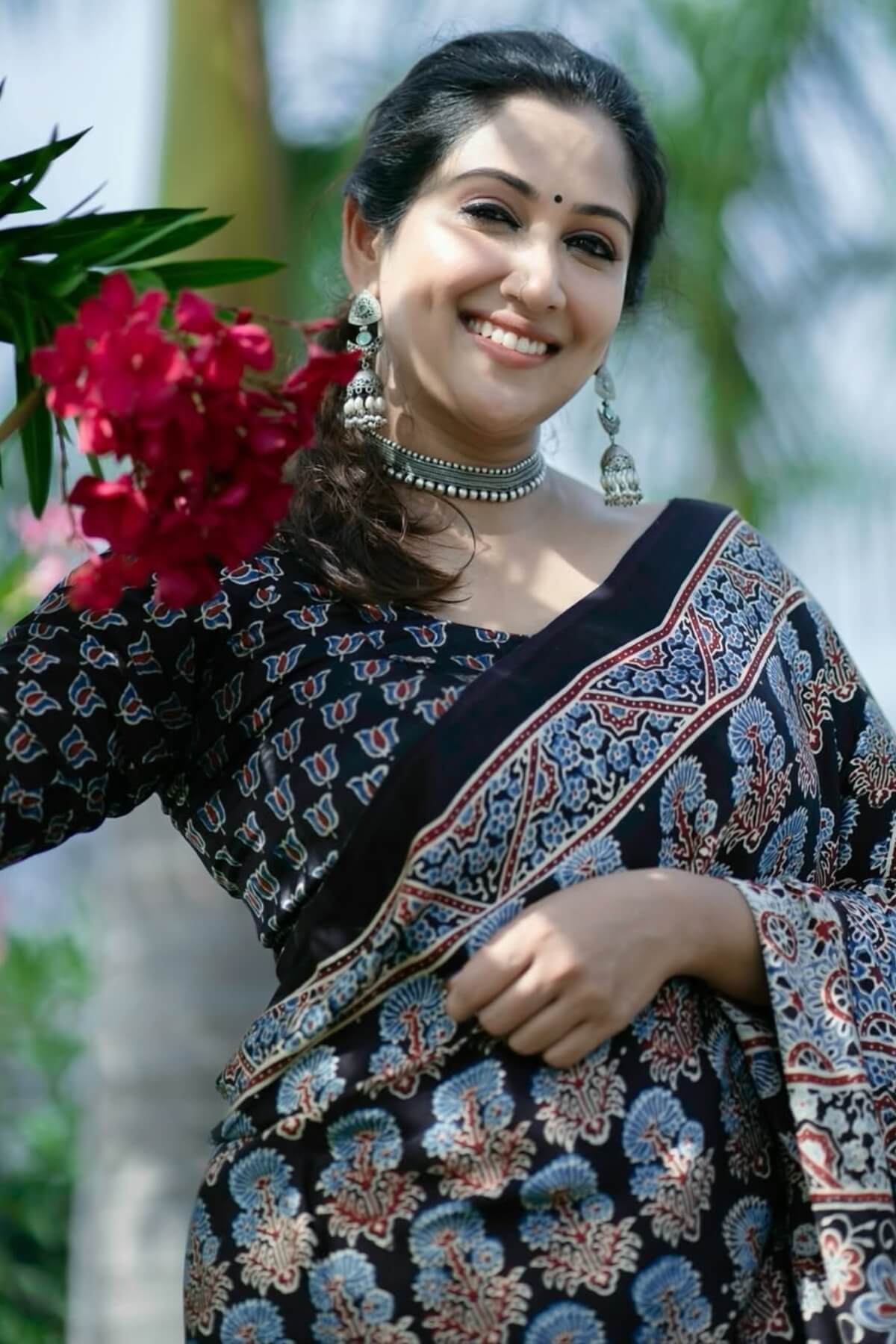 Exquisite Black 1 Minute Ready To Wear Digital Printed Crape Silk Saree