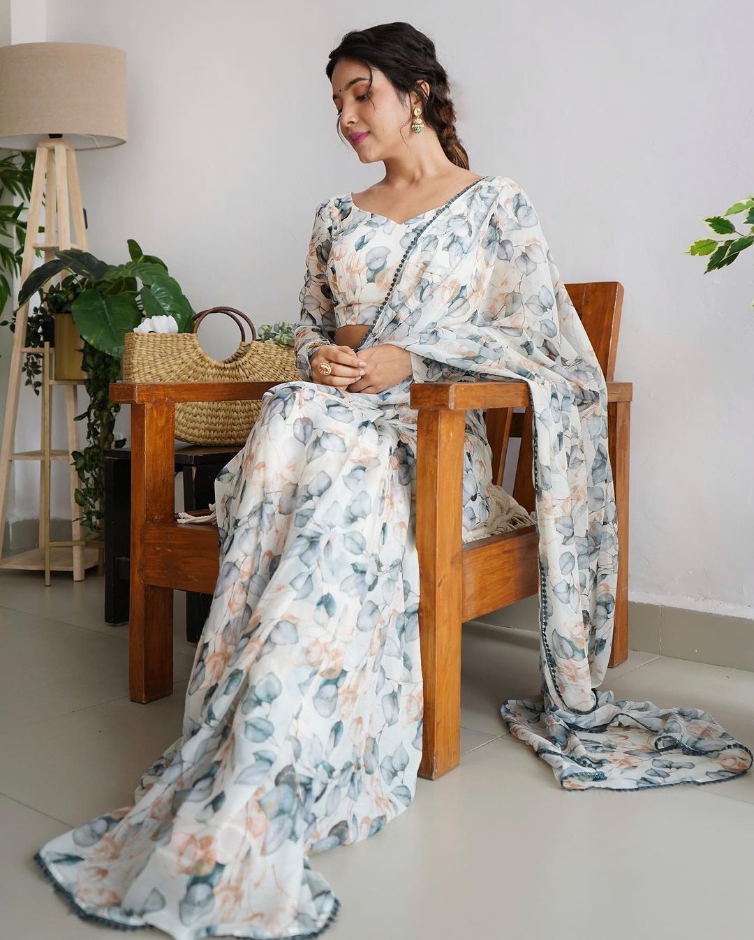 Demesne 1-Minute Ready To Wear White Georgette Saree