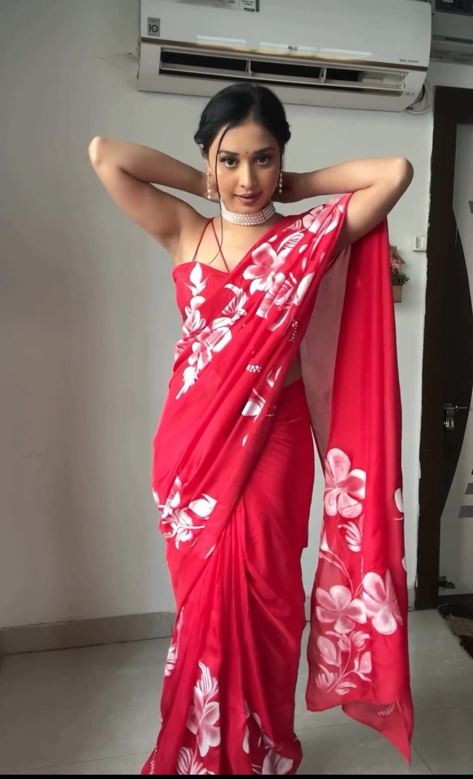 Hypnotic 1-Minute Ready To Wear Red Georgette Saree