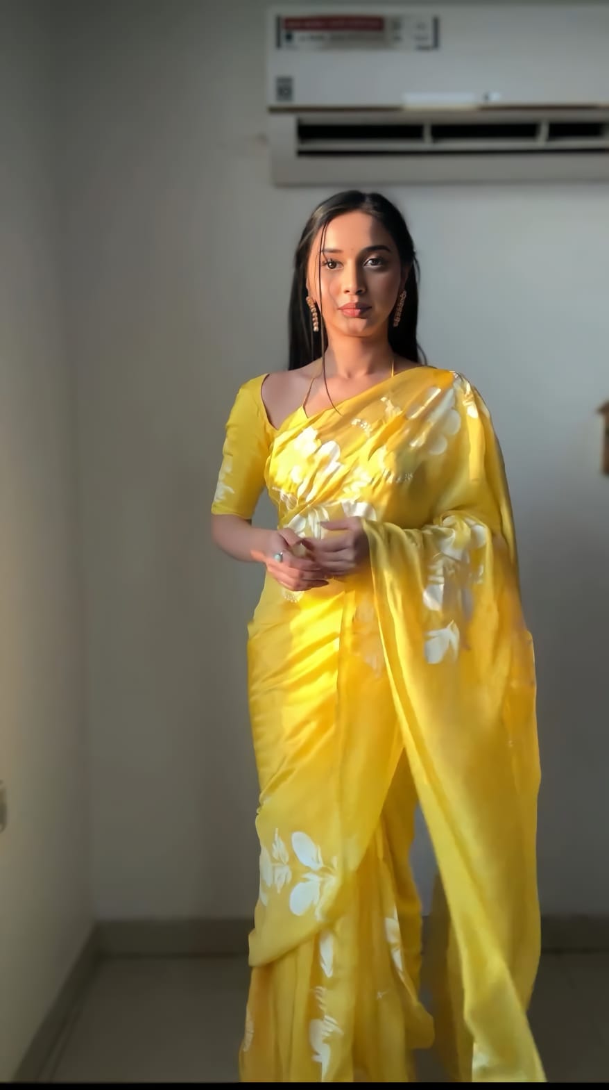 Engrossing 1-Minute Ready To Wear Yellow Georgette Saree