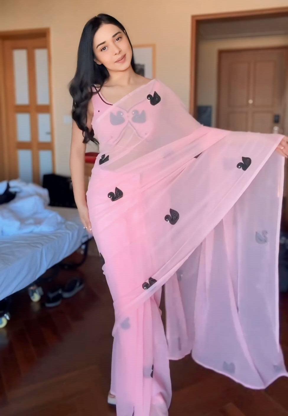 Stunner 1-Minute Ready To Wear Pink Georgette Saree