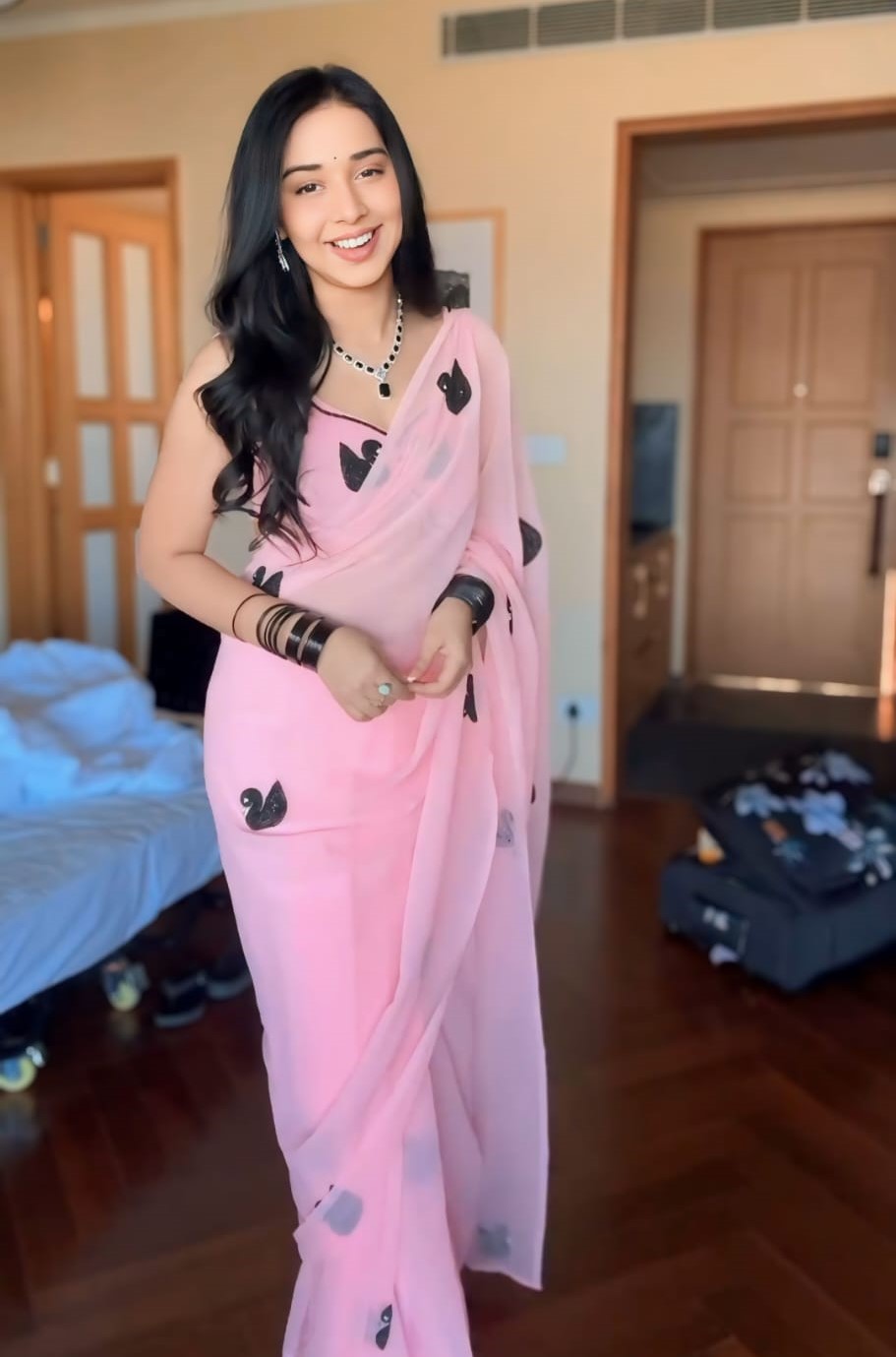 Stunner 1-Minute Ready To Wear Pink Georgette Saree