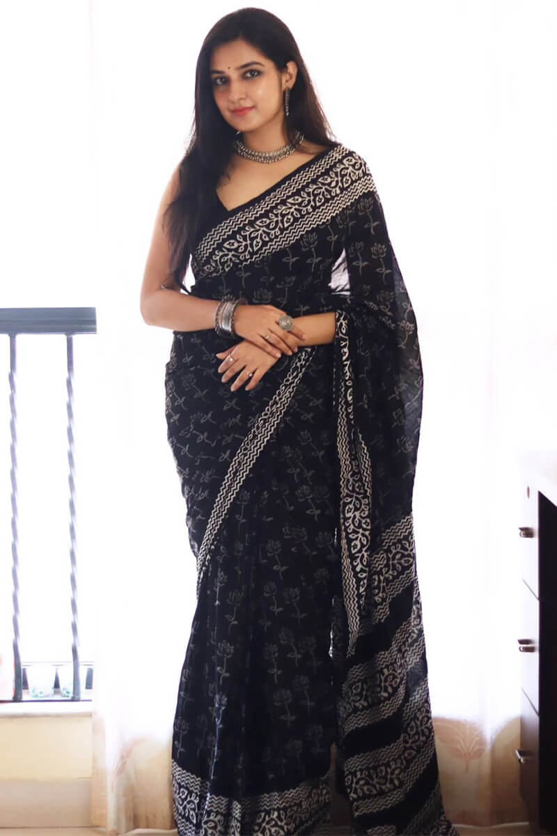 Evanescent 1-Minute Ready To Wear Black Cotton Saree