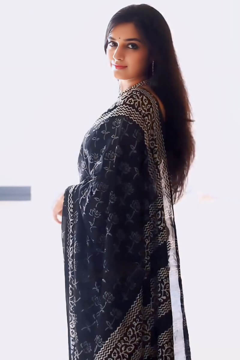 Evanescent 1-Minute Ready To Wear Black Cotton Saree