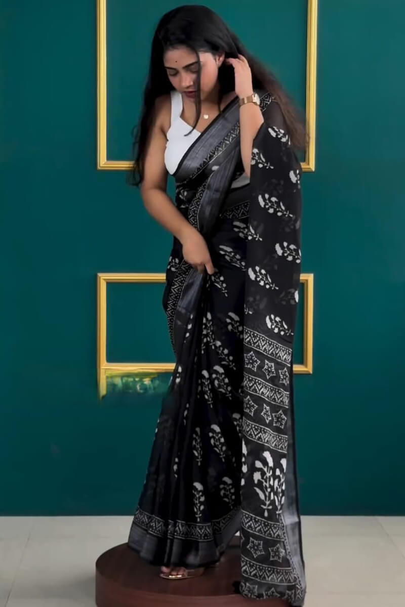 Vestigial 1-Minute Ready To Wear Black Cotton Saree