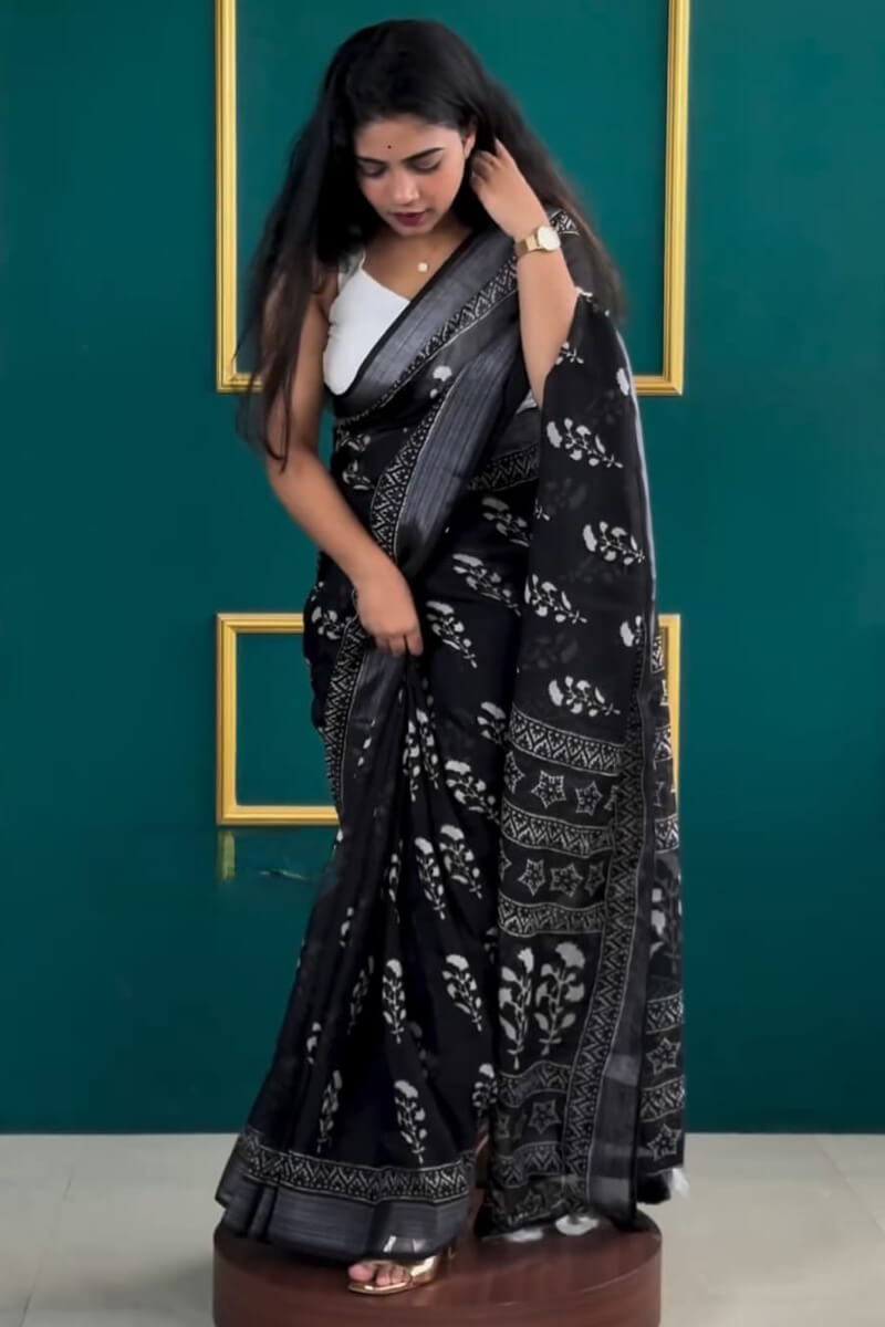 Vestigial 1-Minute Ready To Wear Black Cotton Saree