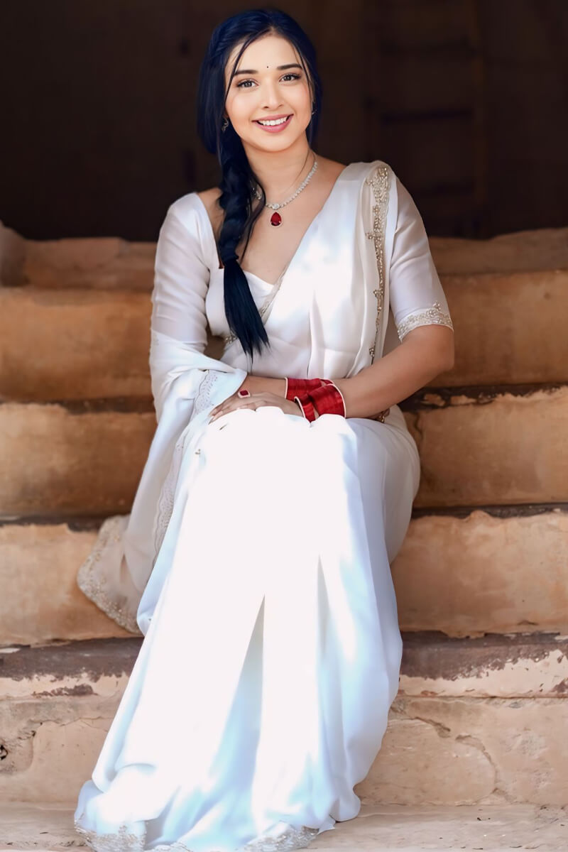 Ratatouille 1-Minute Ready To Wear White Satin Silk Saree