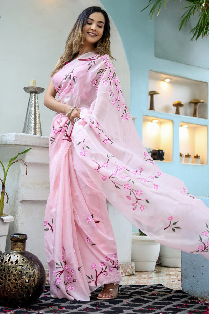 Alluring 1-Minute Ready To Wear Pink Georgette Saree