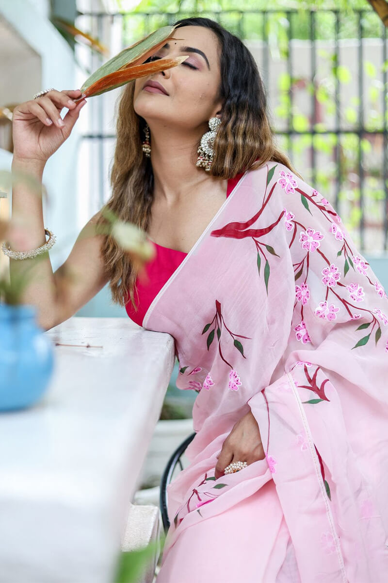 Alluring 1-Minute Ready To Wear Pink Georgette Saree