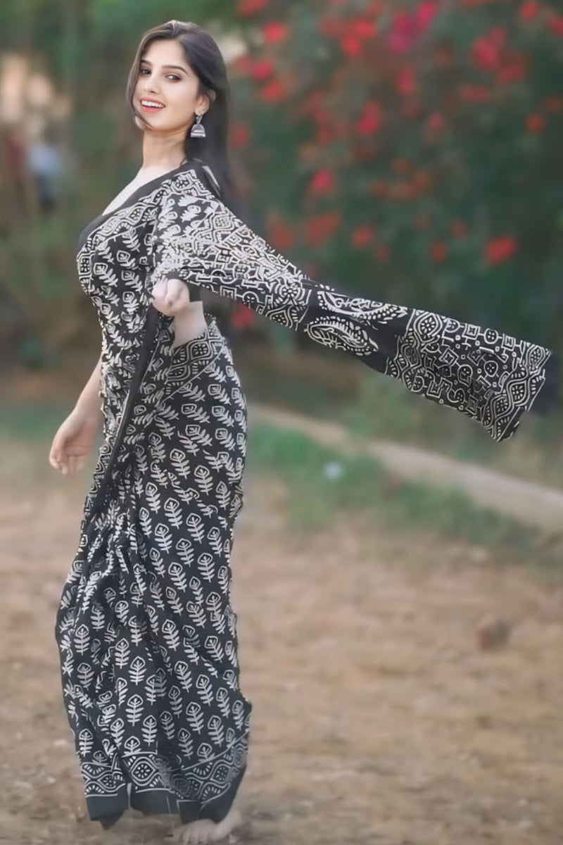 Fairytale 1-Minute Ready To Wear Black Cotton Saree