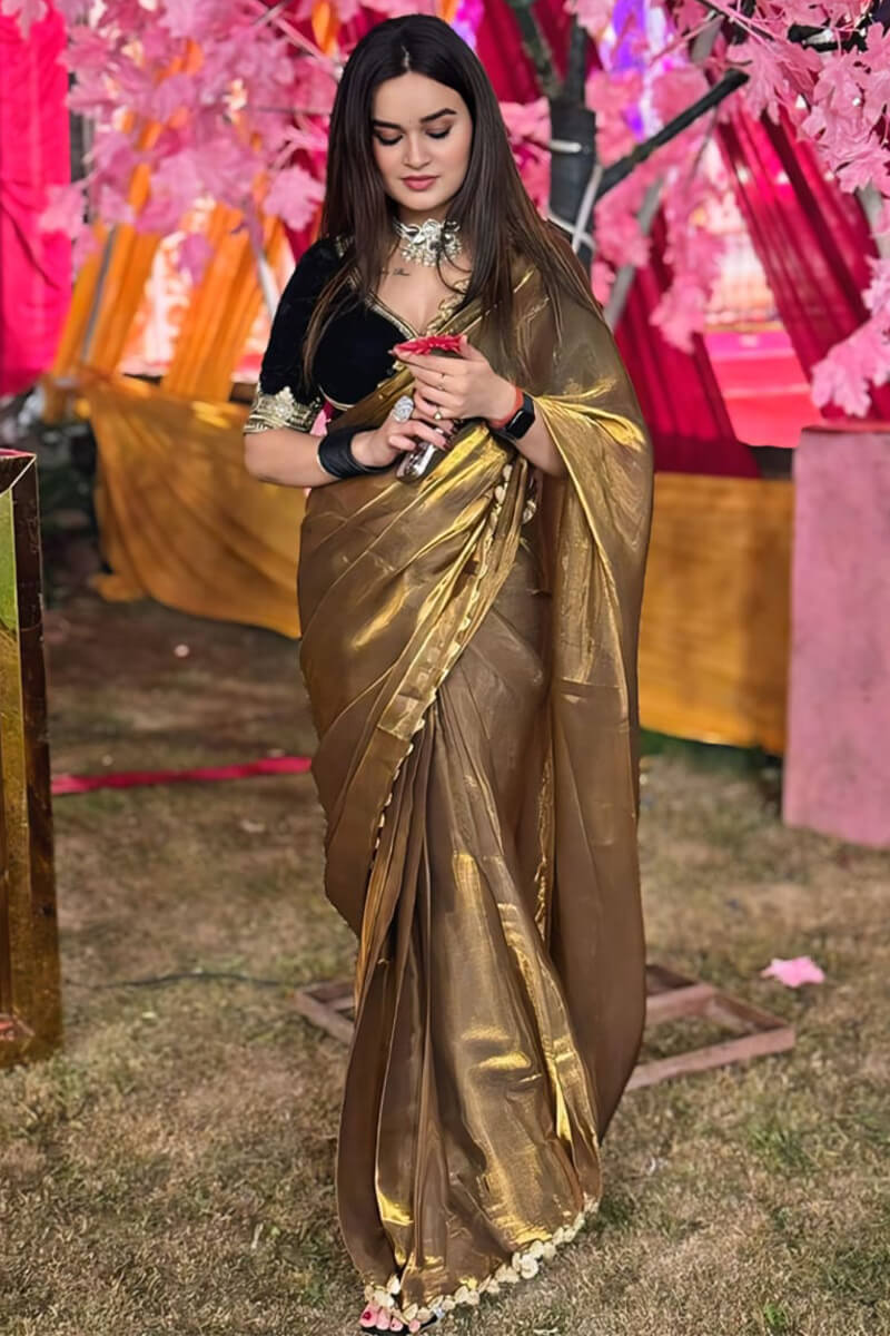 Jubilant Green Fancy Silk Saree With Exemplary Blouse Piece