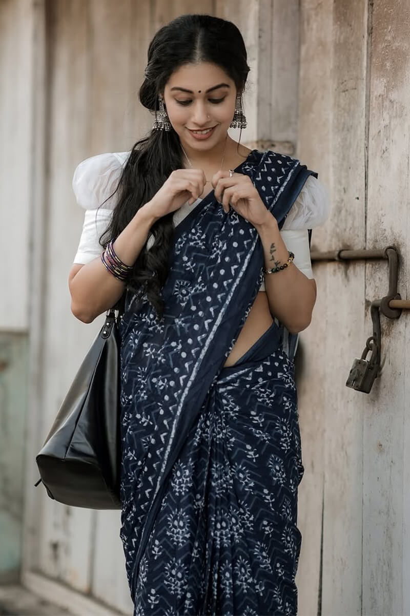 Prettiest 1-Minute Ready To Wear Black Cotton Saree